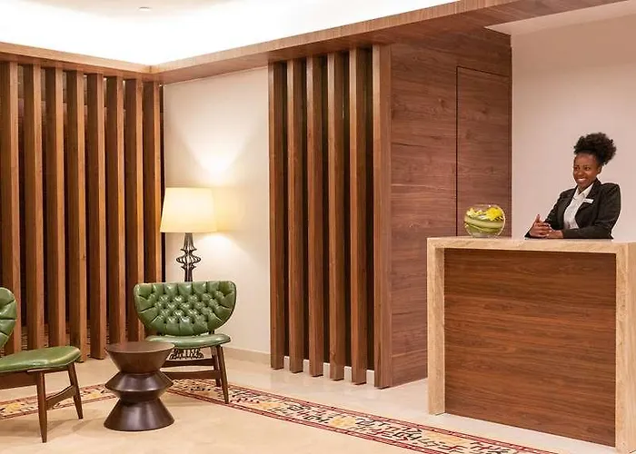 Emara Ole-SereniAirport Hotel